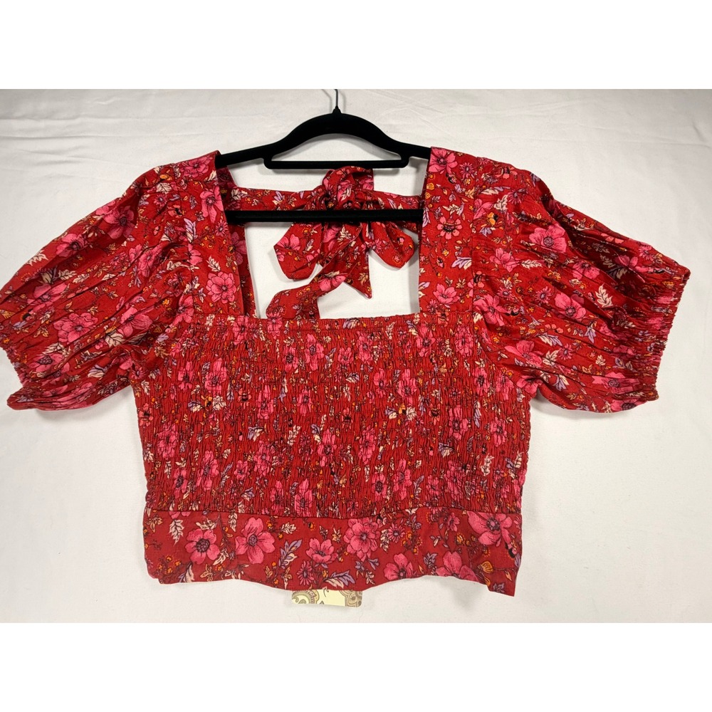 Band of the‎ Free Crop Top Women S Crimson Pink NEW Floral Smocked Puff Sleeve